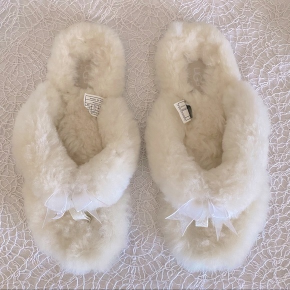 UGG Shoes - UGG® Australia Fluff Flip Flops Natural Size 8